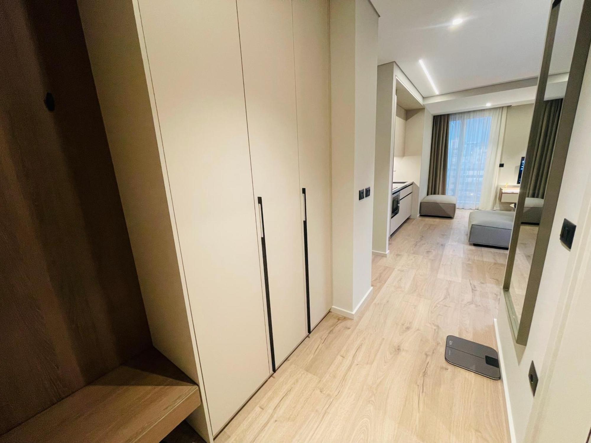 Two Steps Apartment *