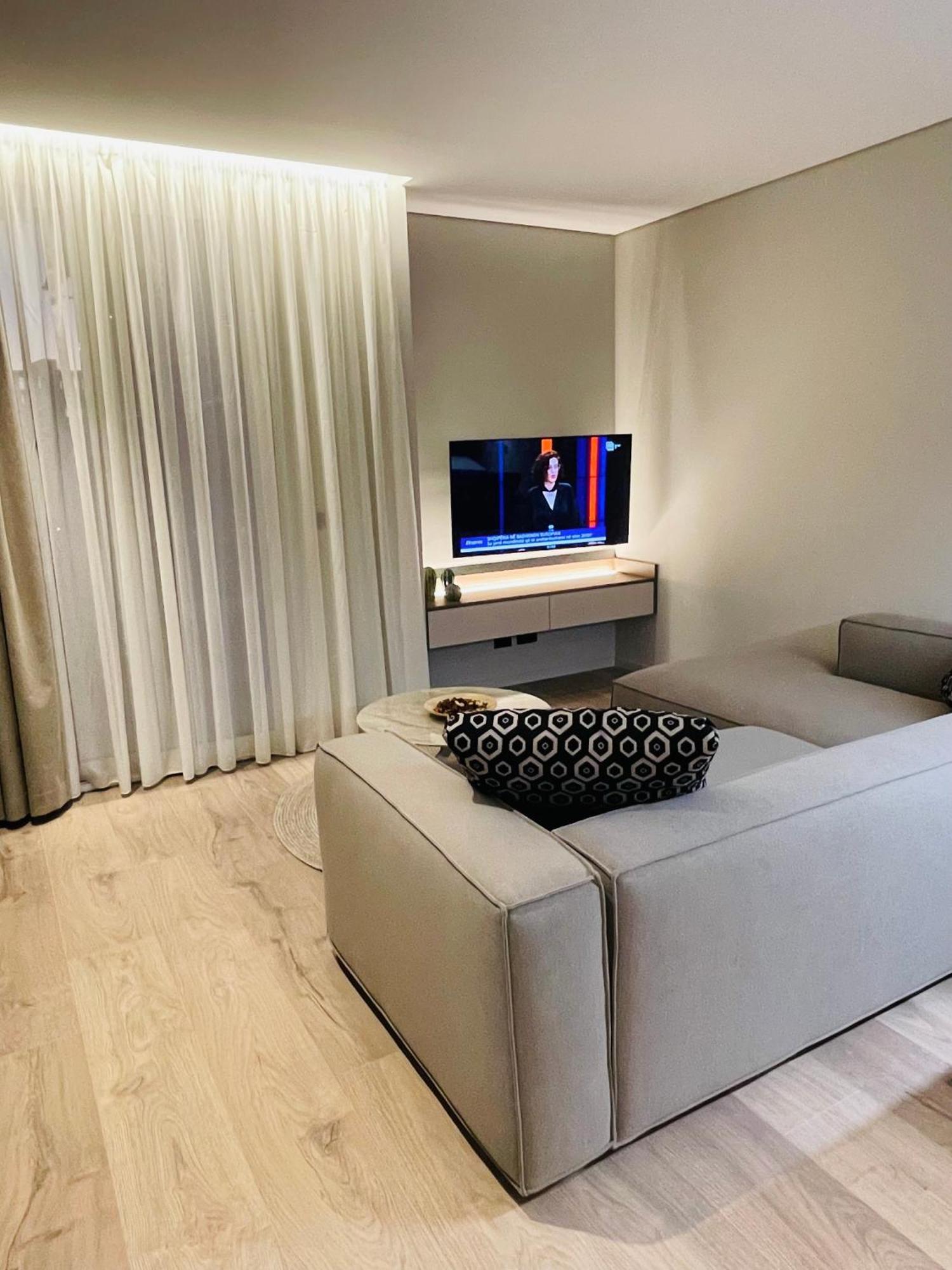 Two Steps Apartment